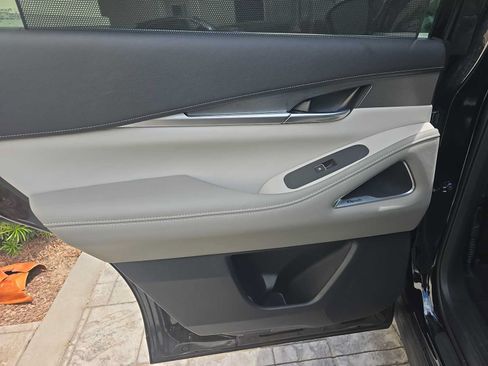 Certified 2026 INFINITI QX60 Luxe w/ Cargo Package FWD image 11