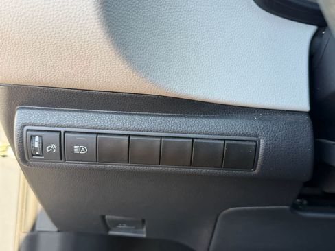 Used 2024 Toyota Corolla LE FWD image 20