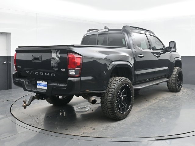 Used 2021 Toyota Tacoma SR AWD/4WD image 10