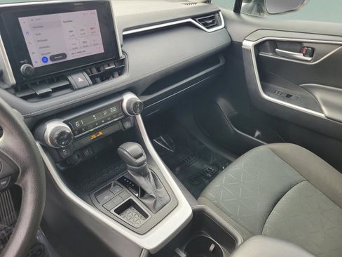 Used 2024 Toyota RAV4 XLE image 26