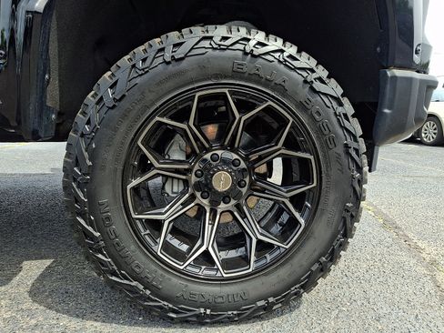Used 2022 Chevrolet Silverado 1500 RST w/ All Star Edition Plus AWD/4WD image 9