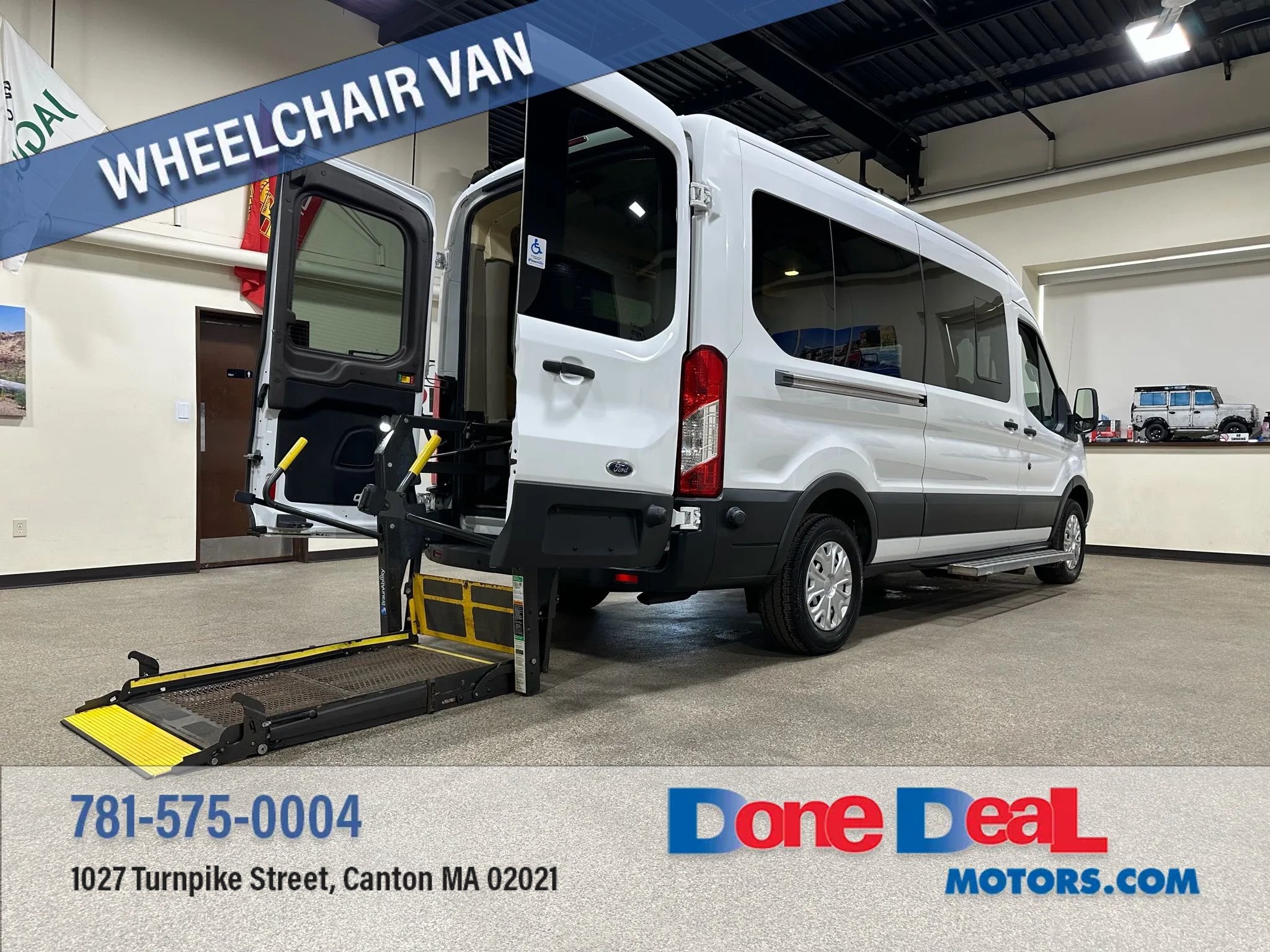Used 2015 Ford Transit 250 148 Medium Roof RWD image 1