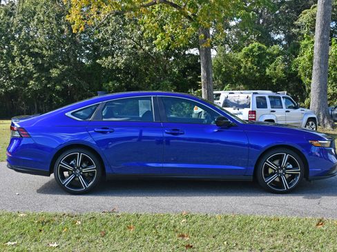 Certified 2024 Honda Accord Sport image 5