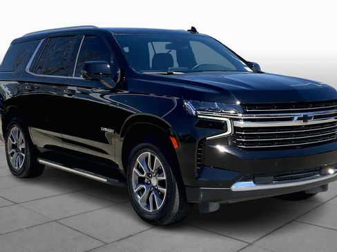 Used 2023 Chevrolet Tahoe LT w/ Luxury Package image 2