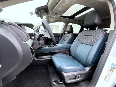 New 2026 Nissan Murano Platinum w/ Cargo Package AWD/4WD image 10
