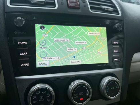 Used 2015 Subaru Crosstrek 2.0i Limited image 14