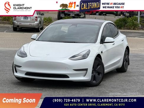 Used 2023 Tesla Model 3 Standard Range RWD image 1