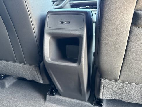 Used 2026 Buick Envista Sport Touring w/ Convenience I Package FWD image 19