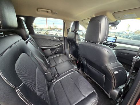 Used 2020 Ford Escape SEL image 16