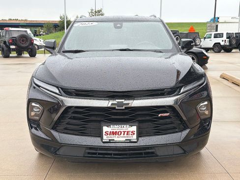 Used 2025 Chevrolet Blazer RS AWD/4WD image 3