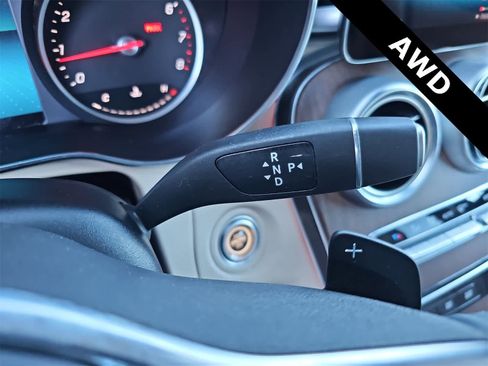 Used 2022 Mercedes-Benz GLC 300 4MATIC w/ Premium Package Lite image 21