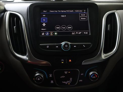 Used 2022 Chevrolet Equinox LT AWD/4WD image 23