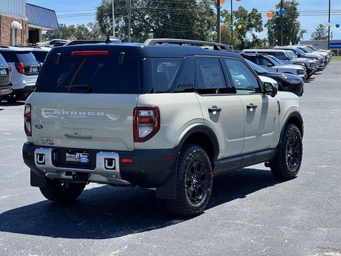 New 2025 Ford Bronco Sport Outer Banks w/ Sasquatch Outer Banks Package image 5