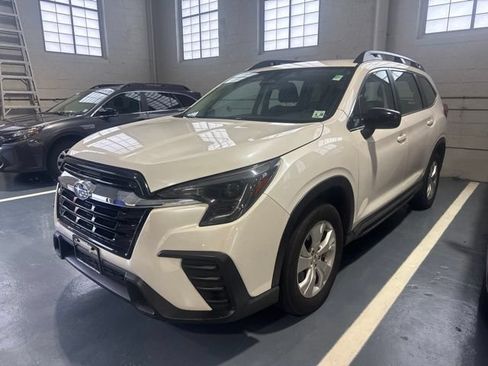 Used 2023 Subaru Ascent 8-Passenger AWD/4WD image 4