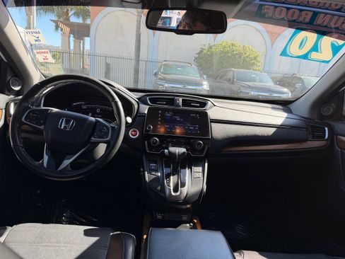 Used 2020 Honda CR-V Touring image 21