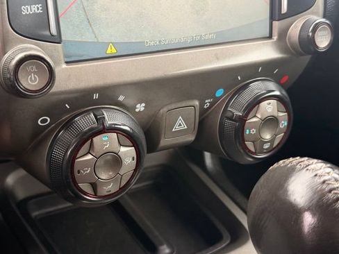 Used 2015 Chevrolet Camaro LT RWD image 16