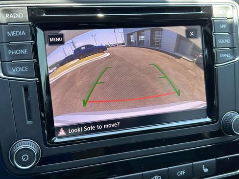 Used 2019 Volkswagen Passat 2.0T Wolfsburg w/ Wheels & Sunroof Package FWD image 20