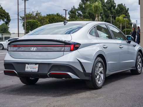 New 2026 Hyundai Sonata SE FWD image 4