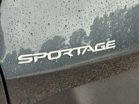 New 2026 Kia Sportage EX FWD image 6