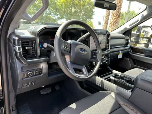 New 2026 Ford F250 Lariat w/ Black Appearance Package AWD/4WD image 21