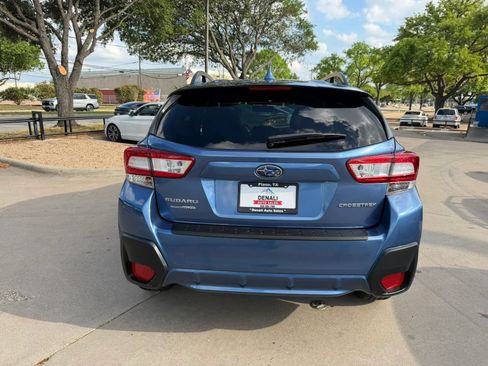 Used 2018 Subaru Crosstrek 2.0i Premium AWD/4WD image 10