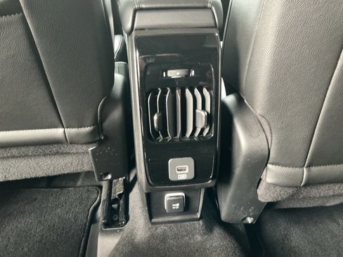 Used 2023 Jeep Compass Limited image 26