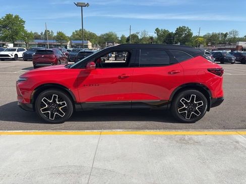 Used 2023 Chevrolet Blazer RS w/ LPO, Floor Liner Package AWD/4WD image 11