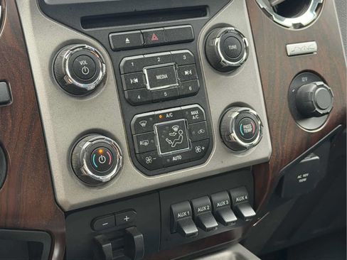 Used 2016 Ford F350 Lariat AWD/4WD image 19