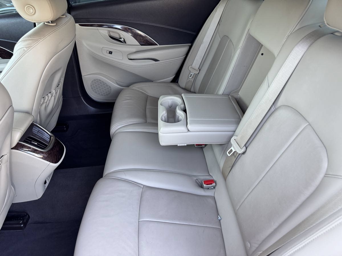 Used 2015 Buick LaCrosse Leather FWD image 29