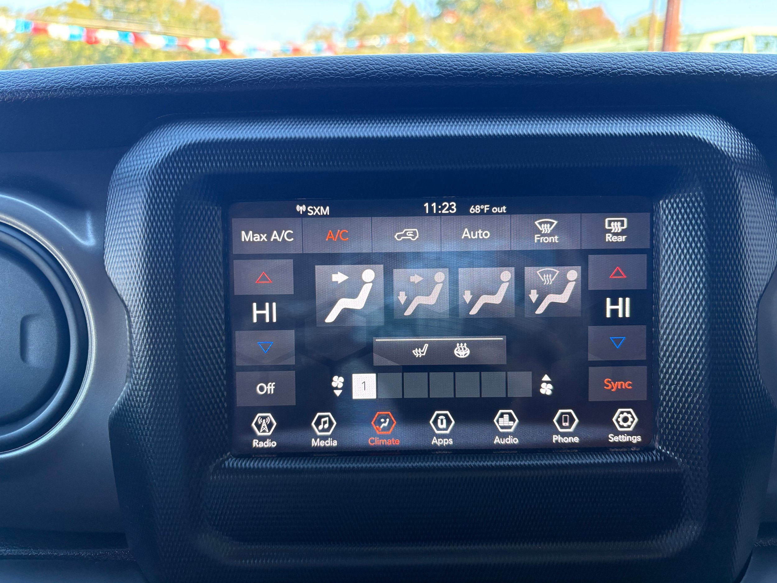 Used 2018 Jeep Wrangler Sport w/ Quick Order Package 28S AWD/4WD image 21