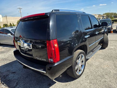 Used 2012 Cadillac Escalade 2WD image 7