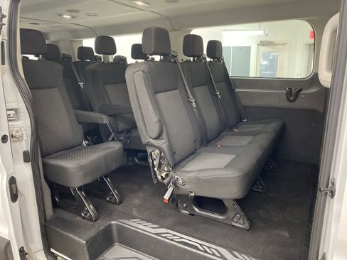 Used 2023 Ford Transit 350 XLT image 17