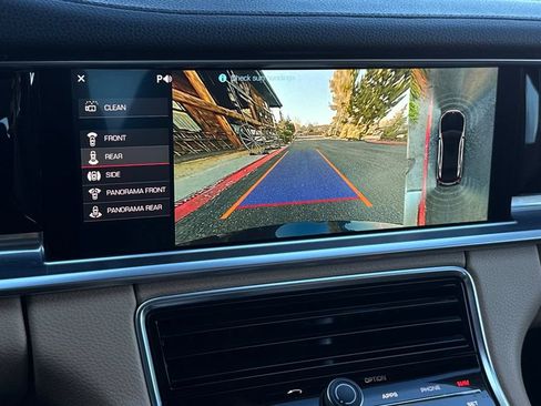 Used 2018 Porsche Panamera 4 image 23