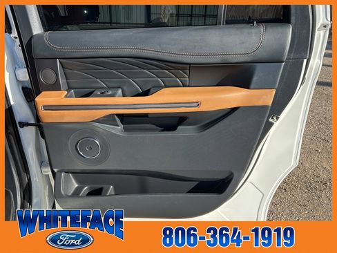 Used 2022 Ford Expedition Max Platinum image 46