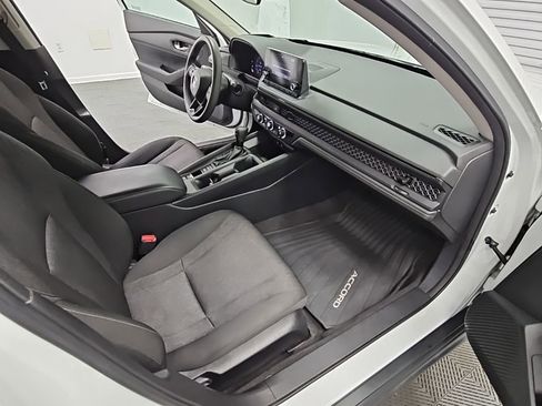 Used 2023 Honda Accord LX image 32
