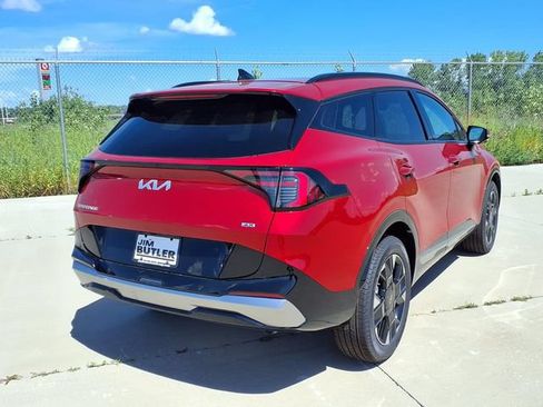 New 2026 Kia Sportage SX AWD/4WD image 2