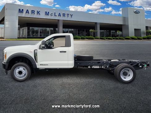 New 2025 Ford F550 2WD Regular Cab Super Duty image 4