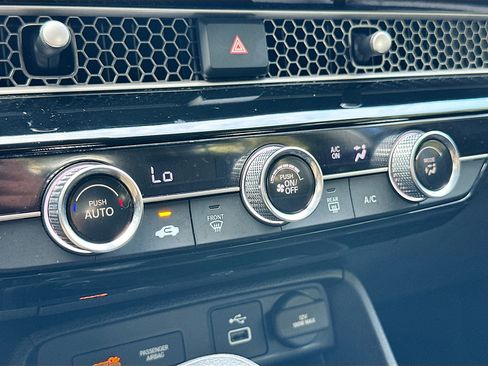 Used 2022 Honda Civic LX image 15