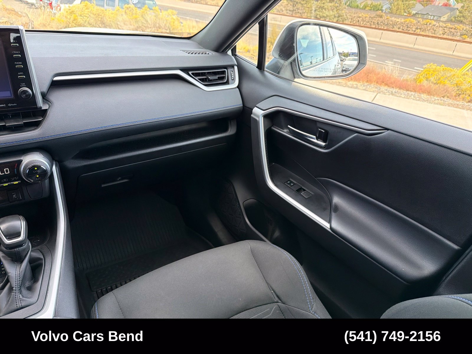 Used 2022 Toyota RAV4 SE w/ Convenience Package AWD/4WD image 13