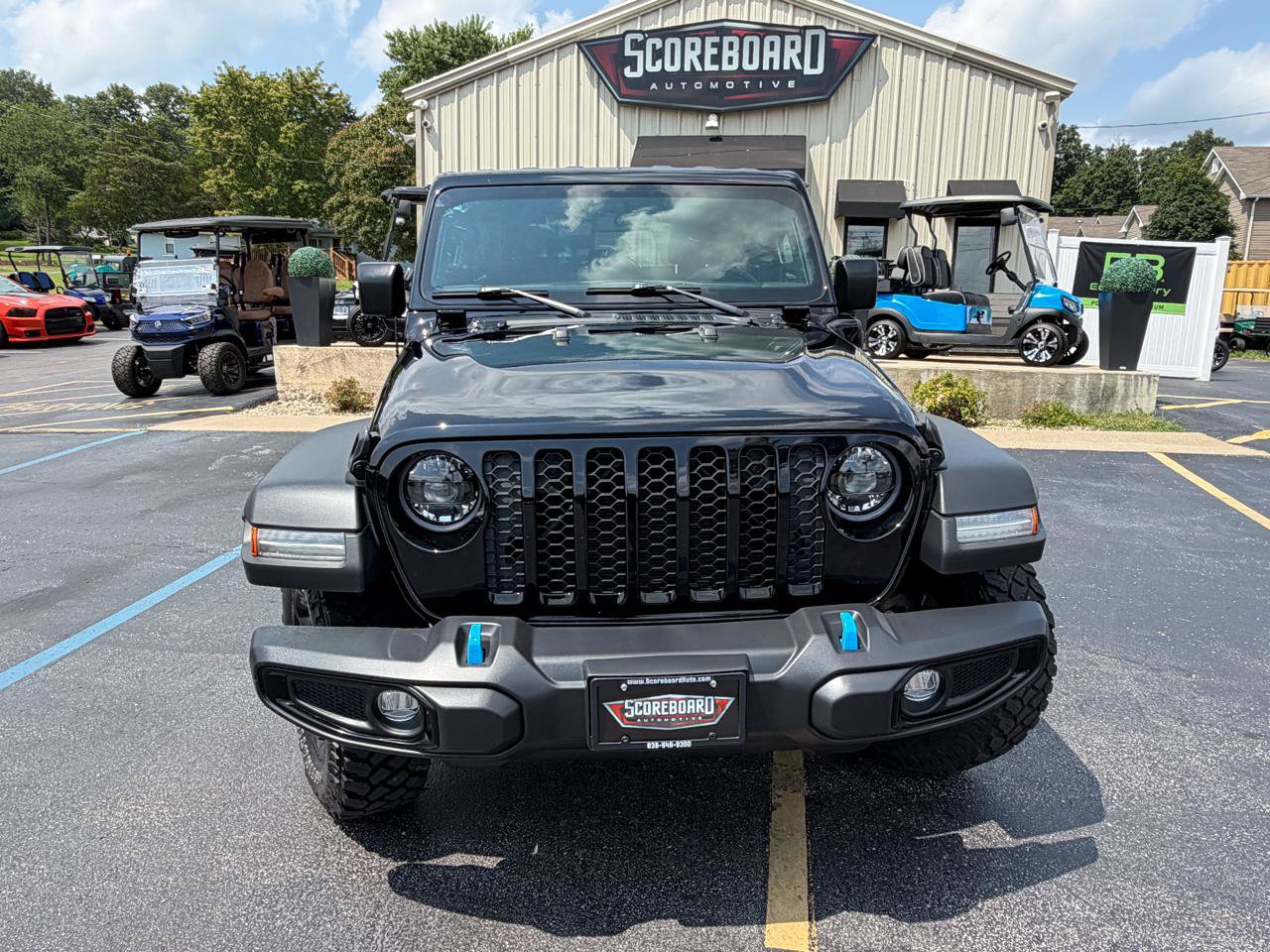 Used 2023 Jeep Wrangler Unlimited w/ Cold Weather Group AWD/4WD image 8