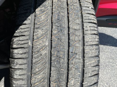 Used 2025 Ford Explorer ST w/ Sun And Sound Package AWD/4WD image 10