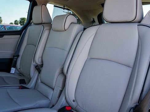 Certified 2026 Honda Odyssey Touring image 13