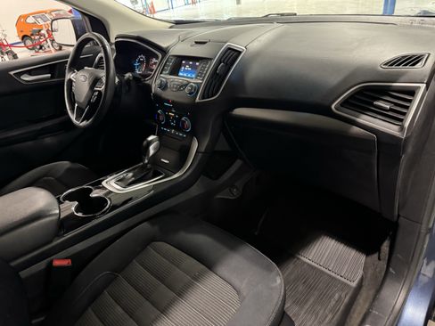 Used 2018 Ford Edge SEL image 38