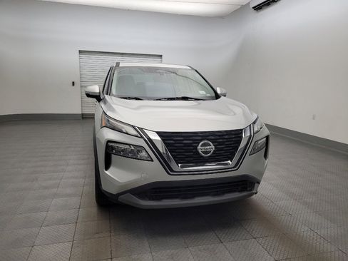Used 2021 Nissan Rogue SV FWD image 14