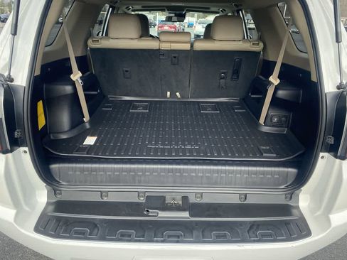 Used 2020 Toyota 4Runner SR5 Premium image 24