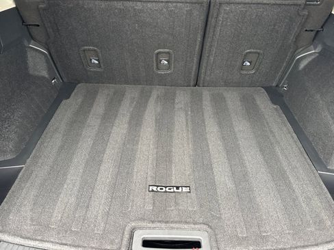 Certified 2026 Nissan Rogue S FWD image 18