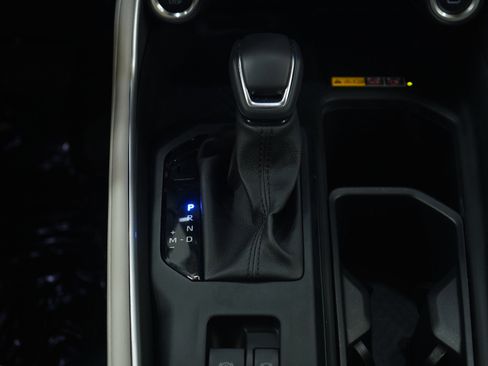 Used 2025 Toyota Grand Highlander AWD image 18