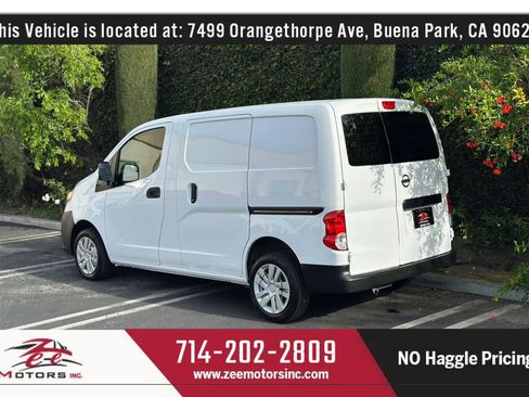 Used 2017 Nissan NV200 S w/ Back Door Glass Package image 8