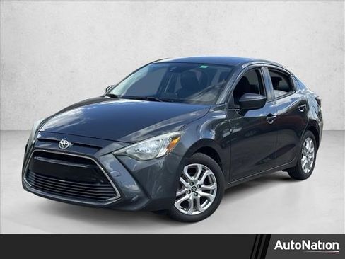 Used 2018 Toyota Yaris iA image 1