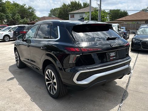 New 2026 Audi Q3 quattro 2.0T AWD/4WD image 5